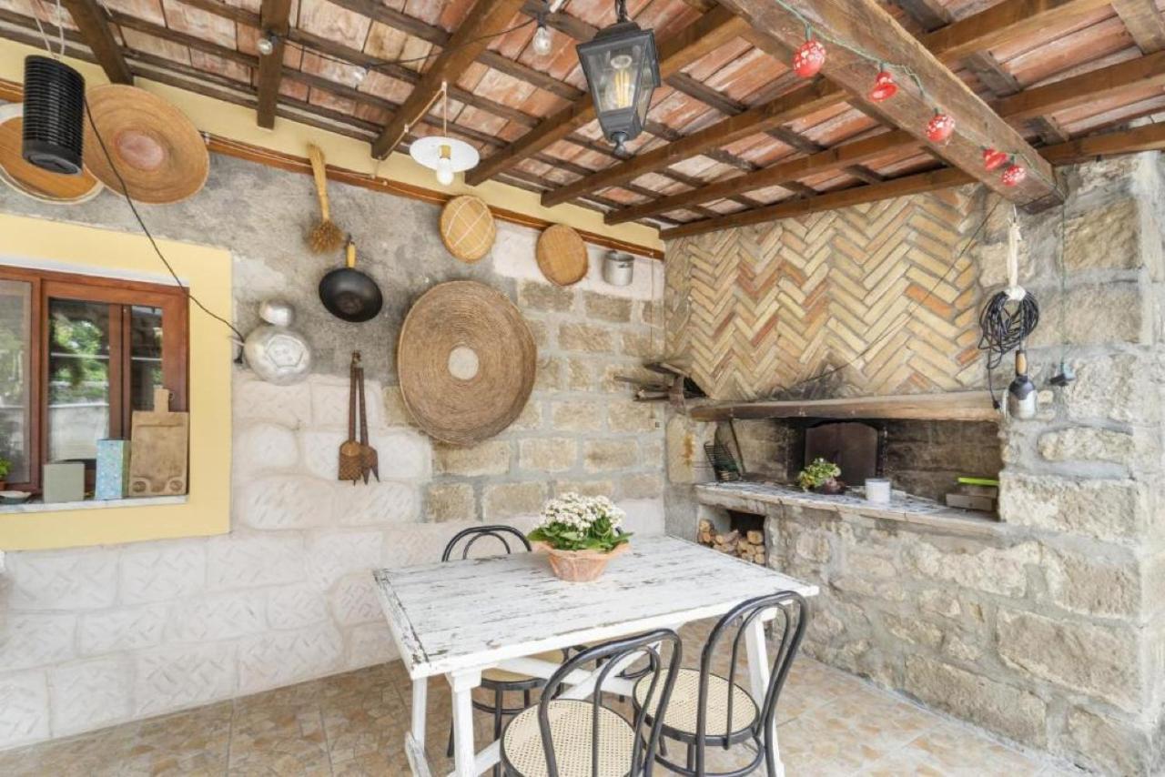 Anticacasaliori Bed & Breakfast Dolianova Bagian luar foto